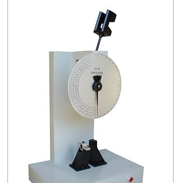 简支梁冲击实验的设备、原材料及步骤
