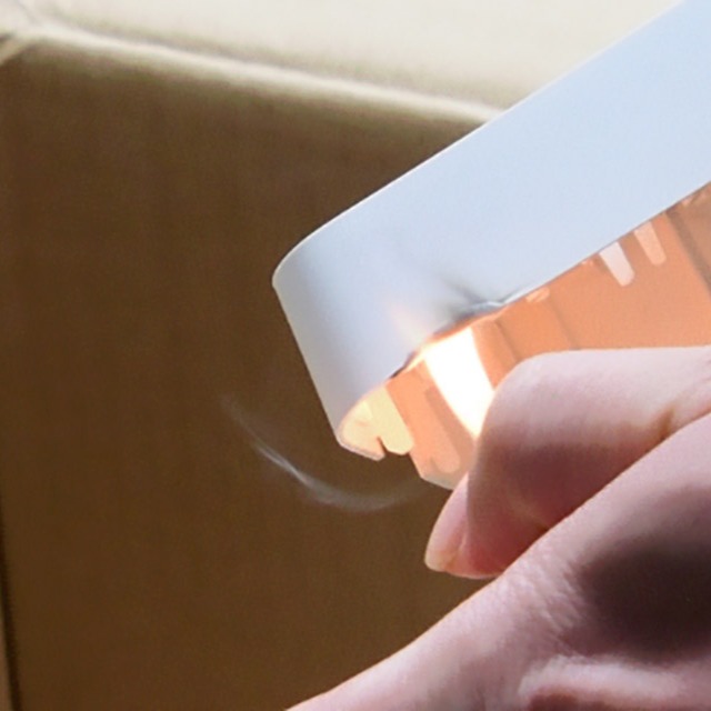 插座外壳选用阻燃PP比ABS好吗？